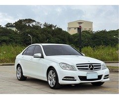 m-benz c180 總代理 超低里程，車況健康，第三方認證資料齊全，前車主顧車，沒甚麼使用痕跡